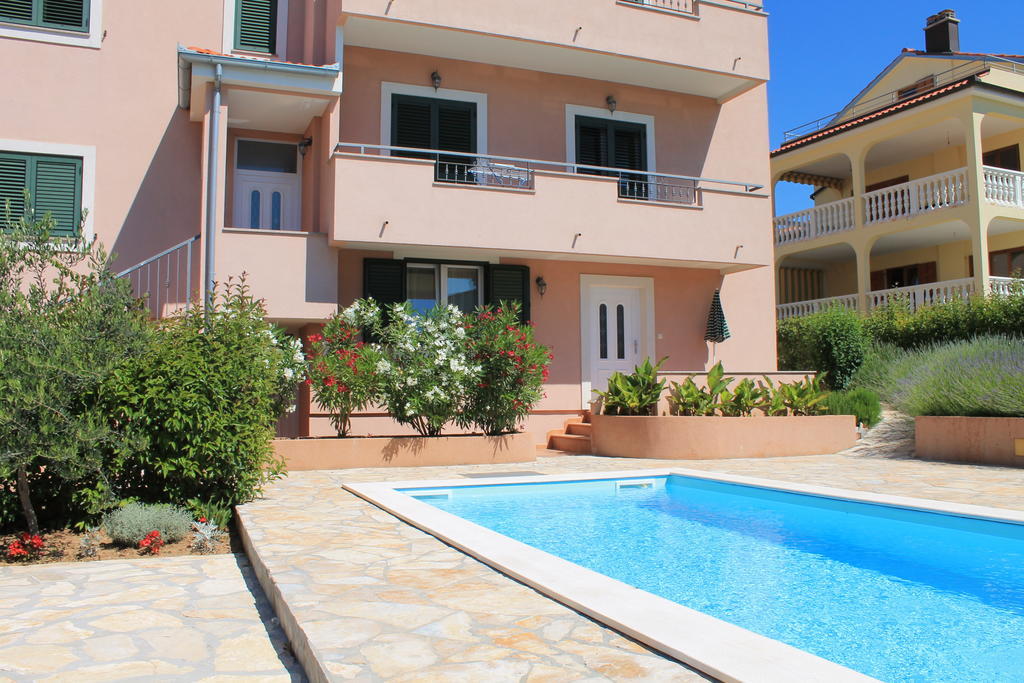 Apartments Lara & Luka Zadar Eksteriør billede