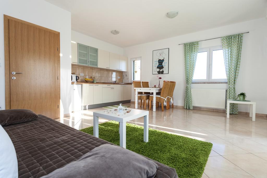 Apartments Lara & Luka Zadar Eksteriør billede