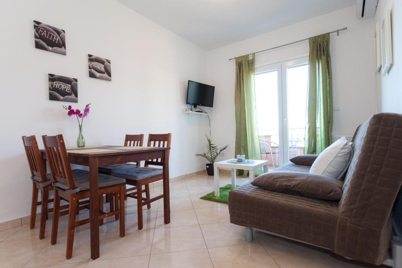 Apartments Lara & Luka Zadar Eksteriør billede