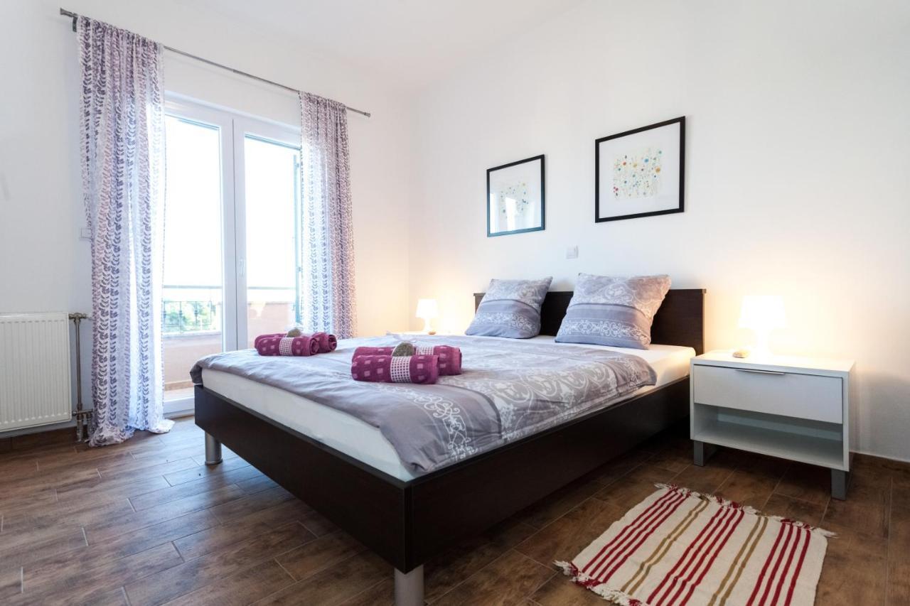 Apartments Lara & Luka Zadar Eksteriør billede